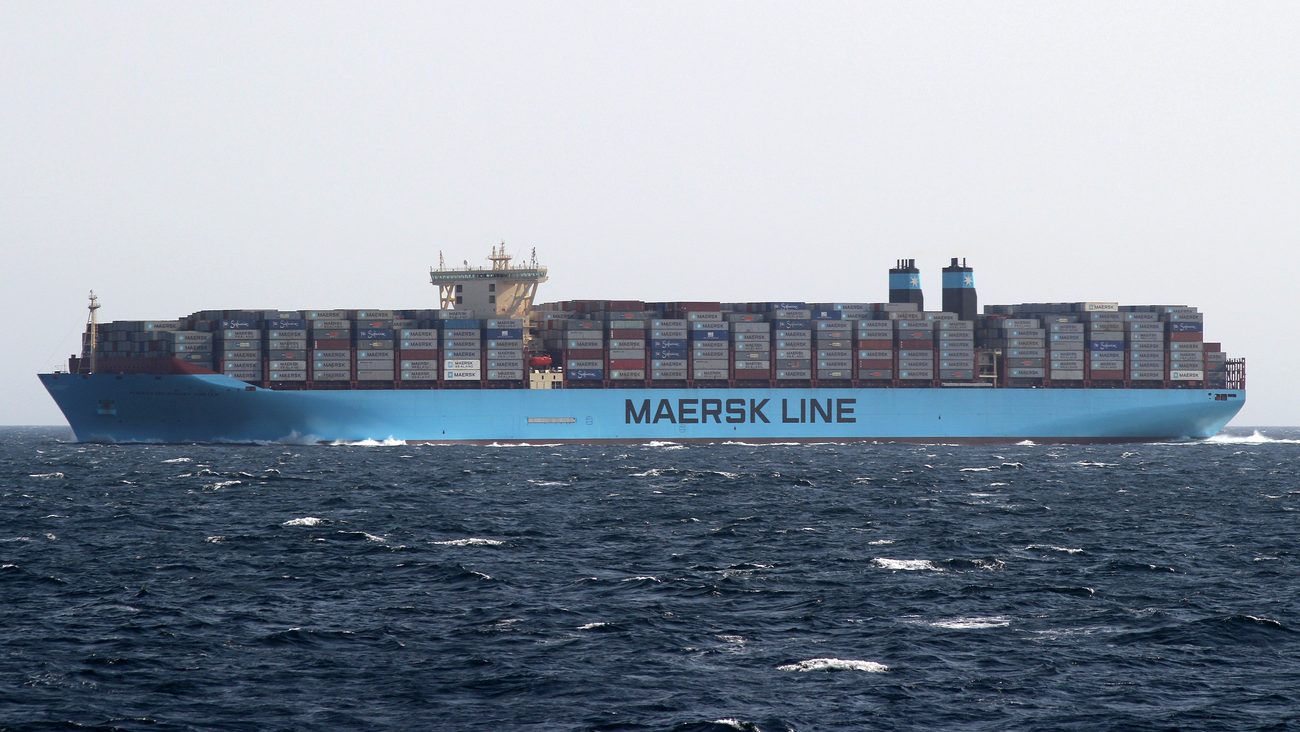 Sjöfartstidningen Mærsk McKinney Møller närmar sig Europa