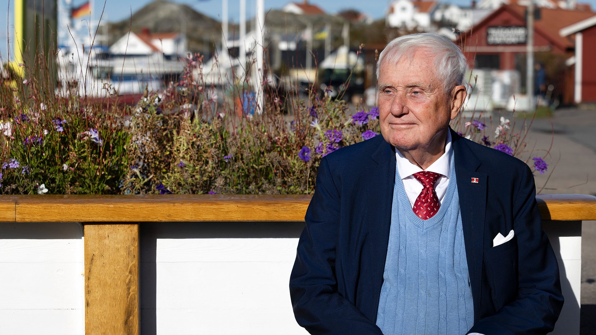 Dan Sten Olsson vid Donsö hamn